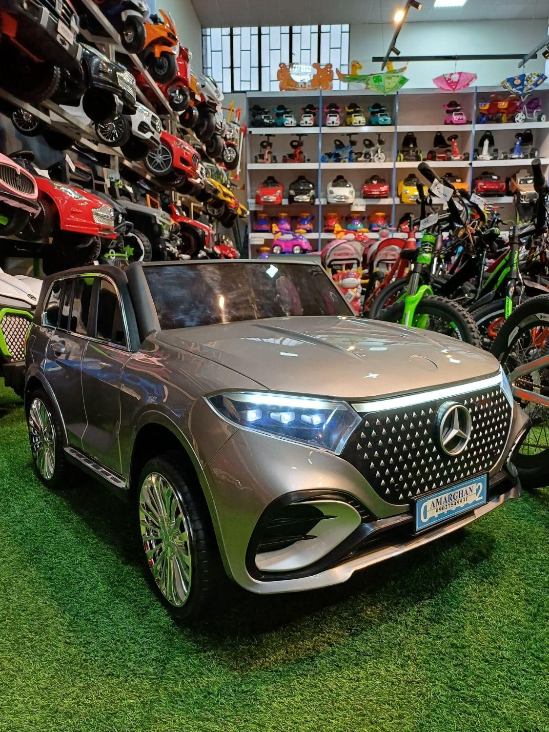 ماشین BENZچهارموتوره مناسب دو کودک ۵سال/سیسمونی|اسباببازی بچه|مشهد, توس (بلوار توس)|دیوار