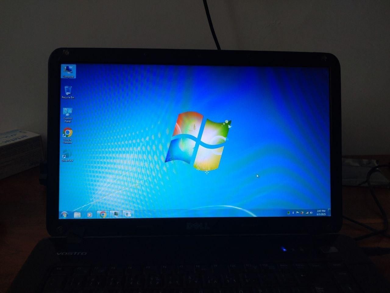 لپ‌تاپ Dell Vostro 1015 اقتصادی و مناسب کارهای سبک|رایانه همراه|اصفهان, بهارستان|دیوار