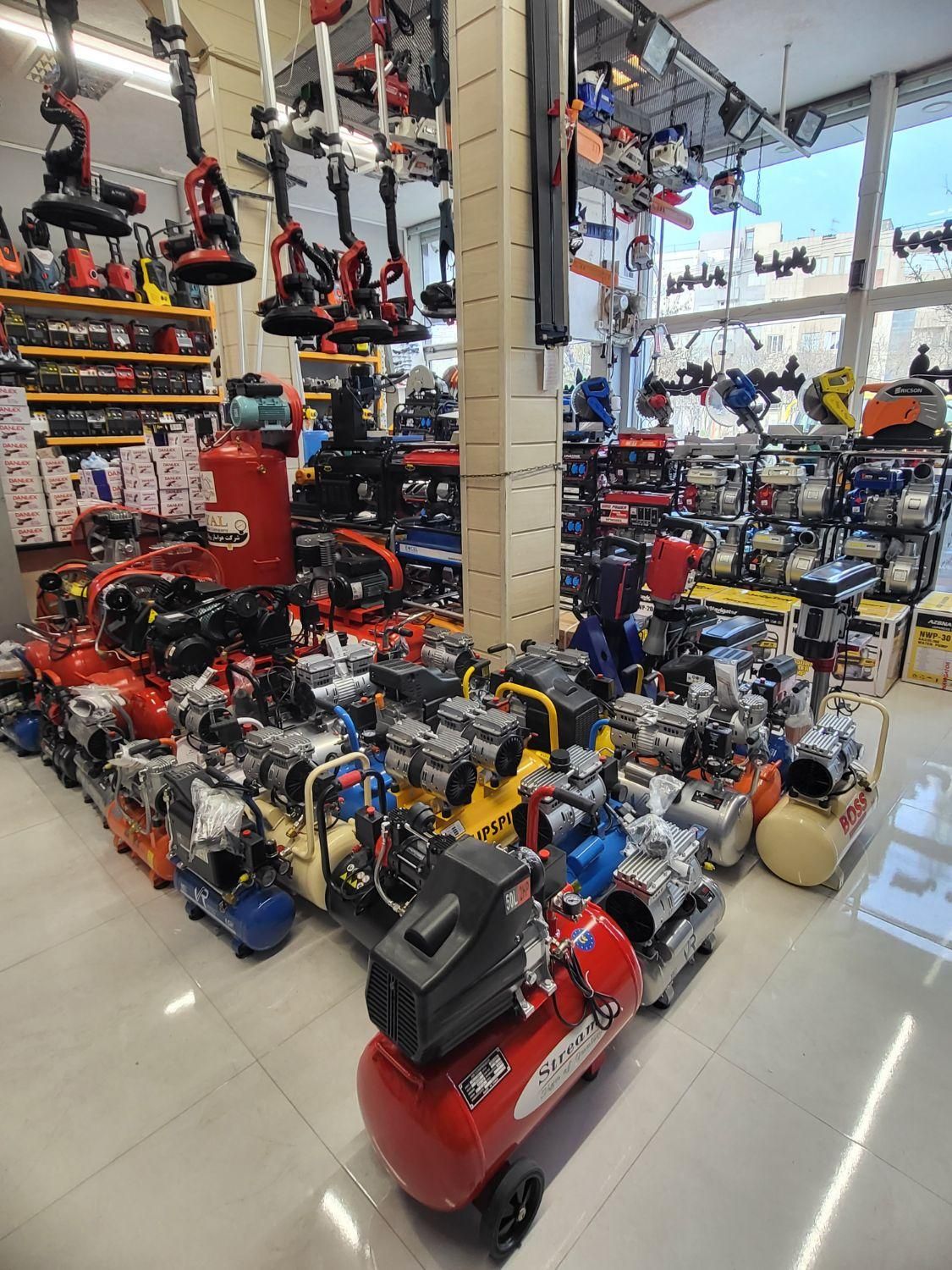 پمپ باد سایلنت شرکتی کمپرسور روغنی تمام مس|فروشگاه و مغازه|مشهد, هنرور|دیوار