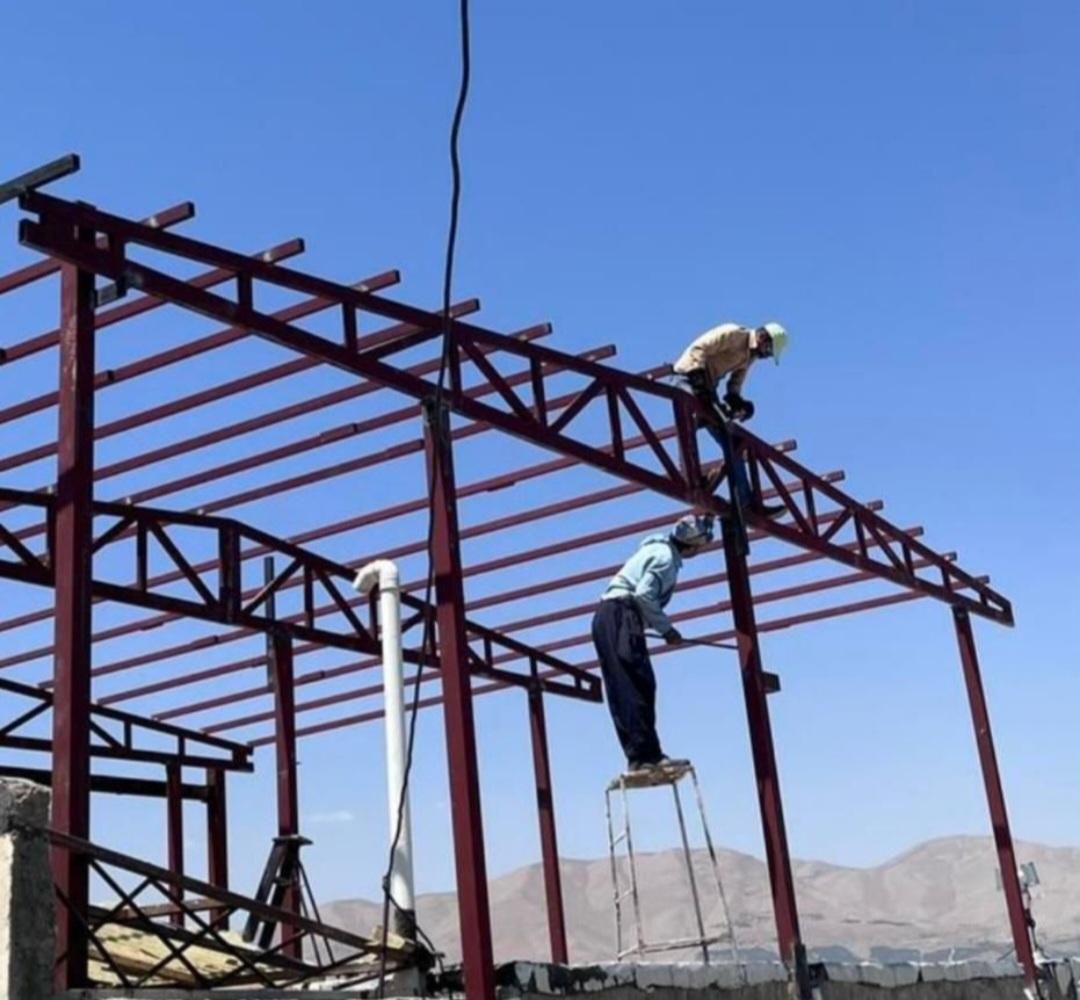 اجرای سقف سوله شیروانی ساخت خرپا|خدمات پیشه و مهارت|اردبیل, |دیوار