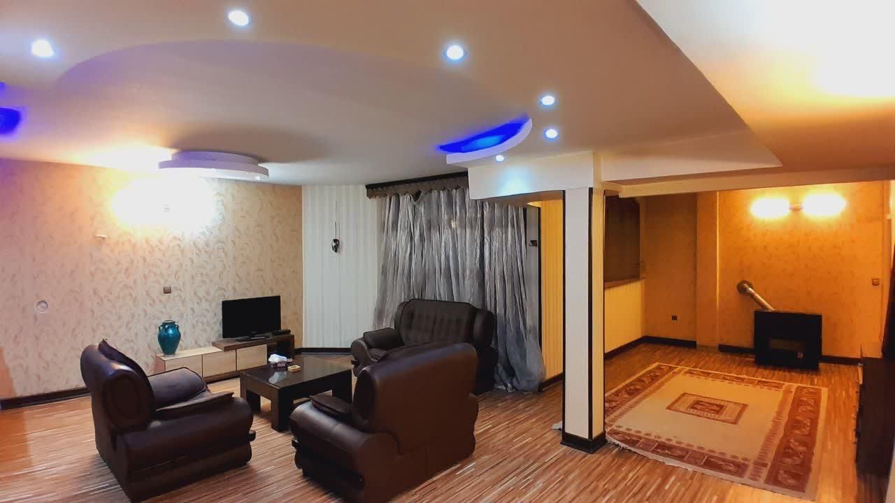 با نمایی زیبا لوکیشن نقش جهان یه خواب دو خواب|اجارهٔ کوتاه‌مدت آپارتمان و سوئیت|اصفهان, احمدآباد|دیوار
