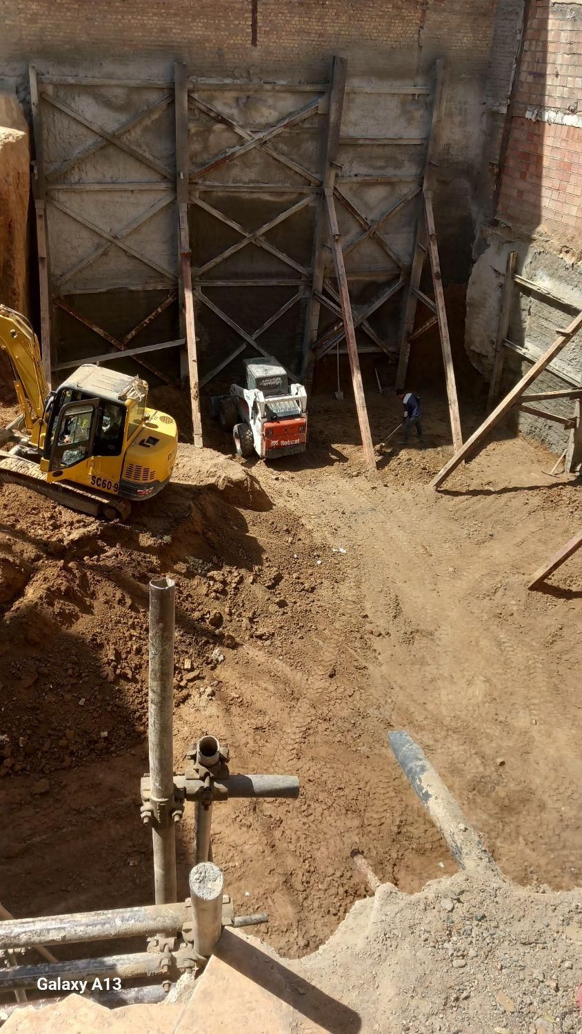 جوشکار اجرای اسکلت فلزی و سازه نگهبان ونصب سوله|خدمات پیشه و مهارت|تهران, آذری|دیوار