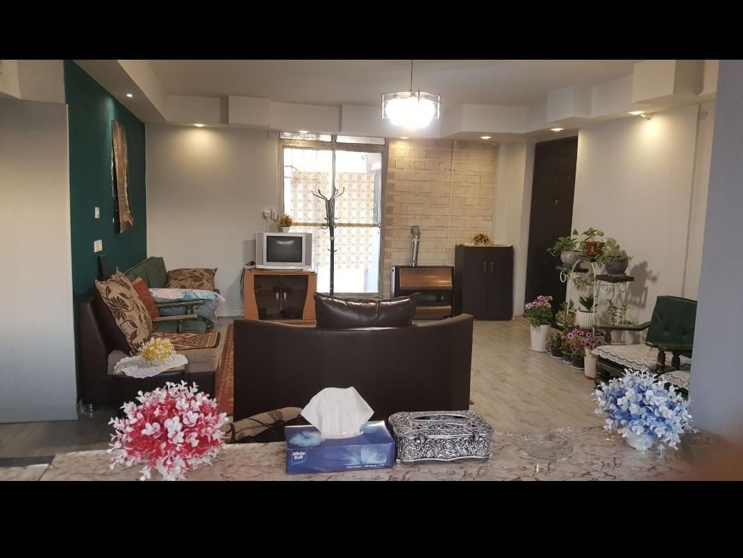 آپارتمان مبله  با پارکینگ در اطلسی تایمی و روزانه|اجارهٔ کوتاه‌مدت آپارتمان و سوئیت|شیراز, باغ تخت|دیوار