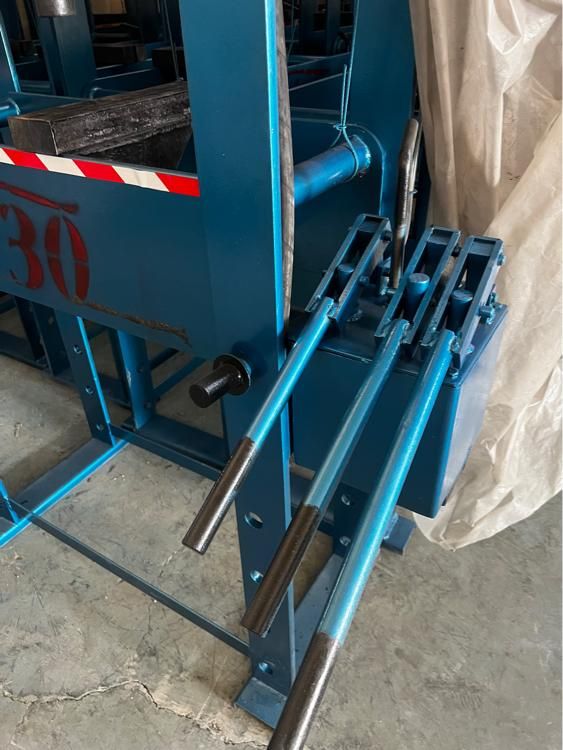 پرس هیدرولیک ۳۰ تن ۳ دسته|ماشین‌آلات صنعتی|تهران, وردآورد|دیوار