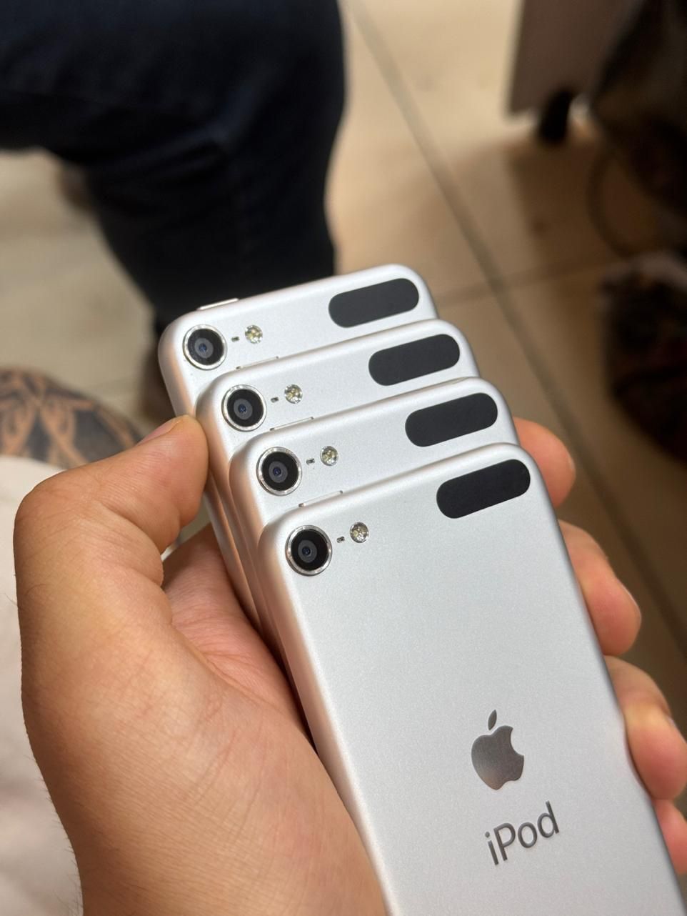 ipod touch 7|پخش‌کننده همراه|شیراز, شهرک امام حسن|دیوار