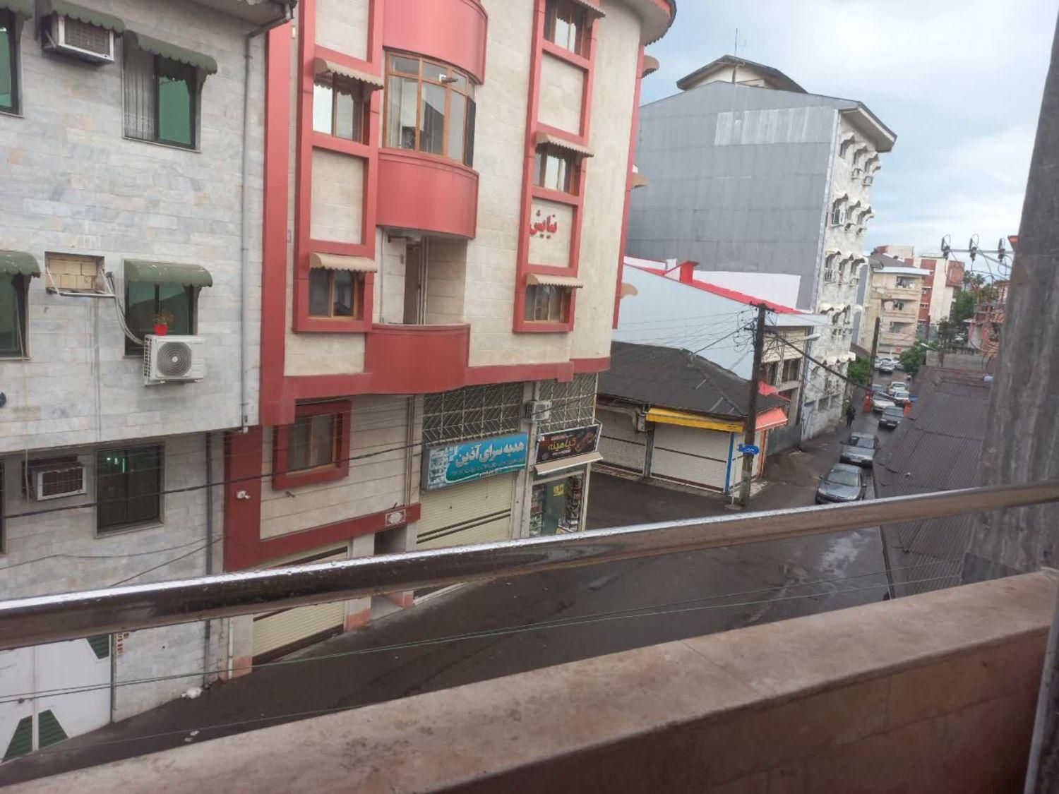 اجاره اپارتمان روزانه/پارکینگ/پکیج/اسپلیت/مرکز شهر|اجارهٔ کوتاهمدت آپارتمان و سوئیت|رشت, دباغیان|دیوار