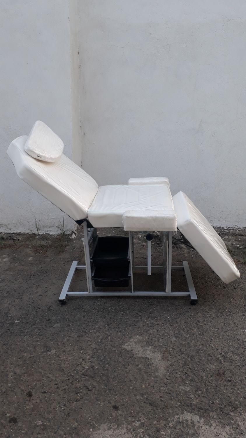 تخت تتو سه کاره|آرایشگاه و سالن‌های زیبایی|رشت, امین الضرب|دیوار