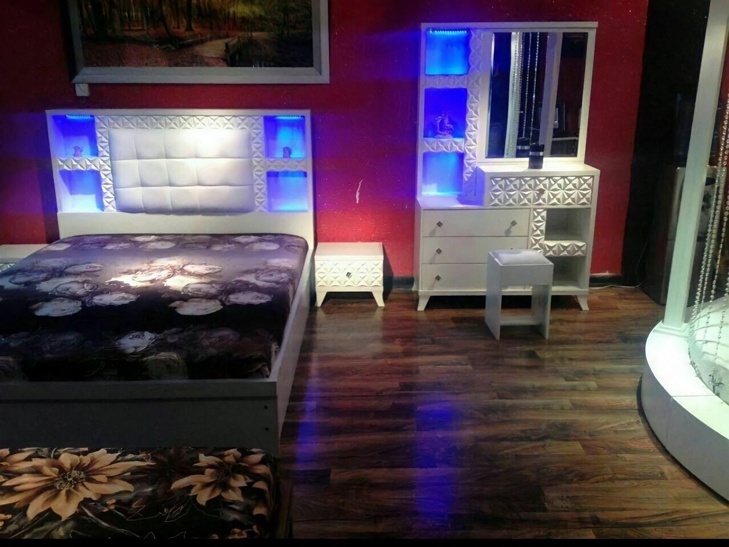 سرویس خواب مدل ستاره|تخت و سرویس خواب|قروه, |دیوار