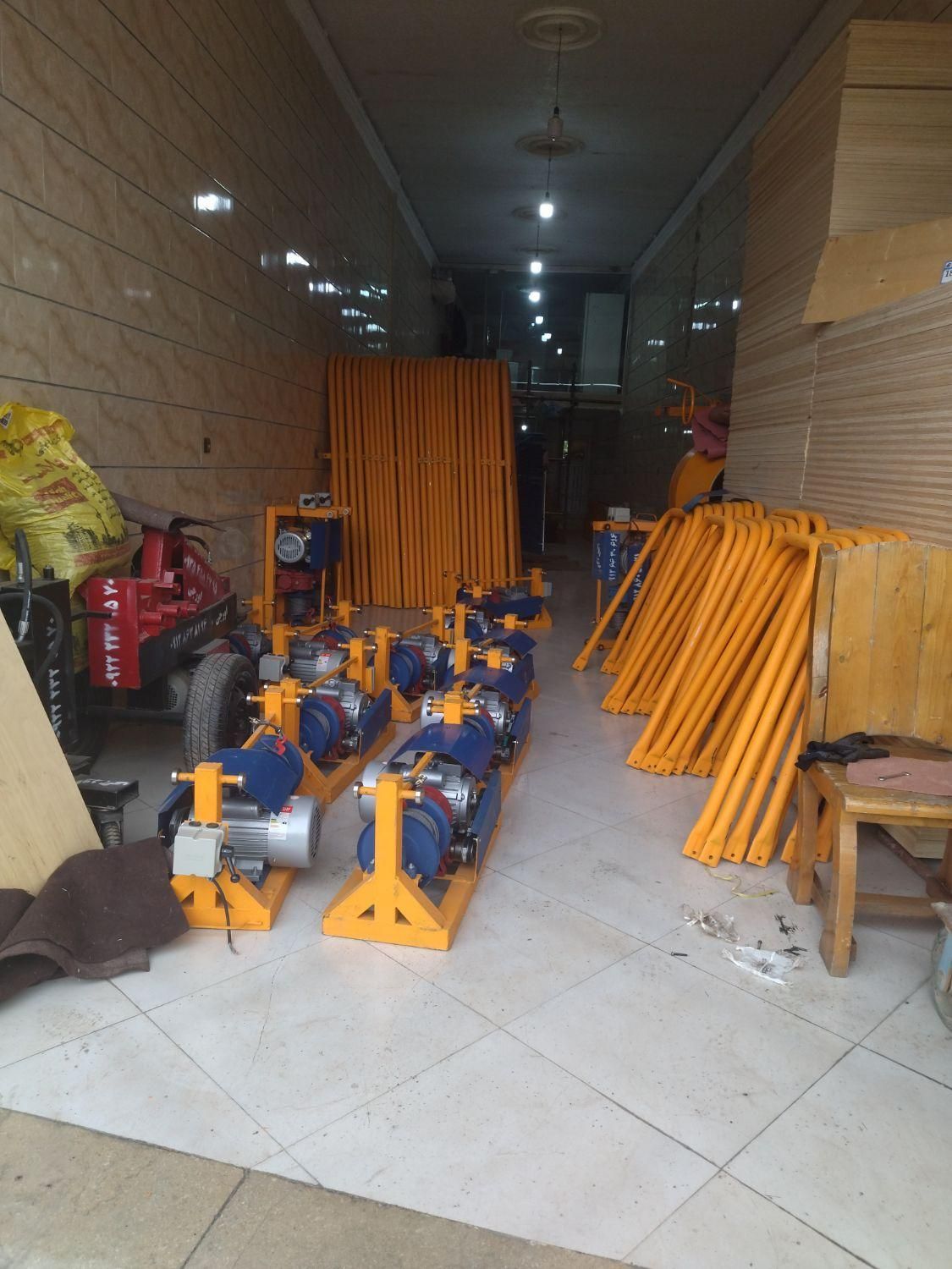 جک و قالب، بالابر ساختمانی، قیچی و بتونیر|ماشین‌آلات صنعتی|کرج, شهرک جهان‌نما|دیوار