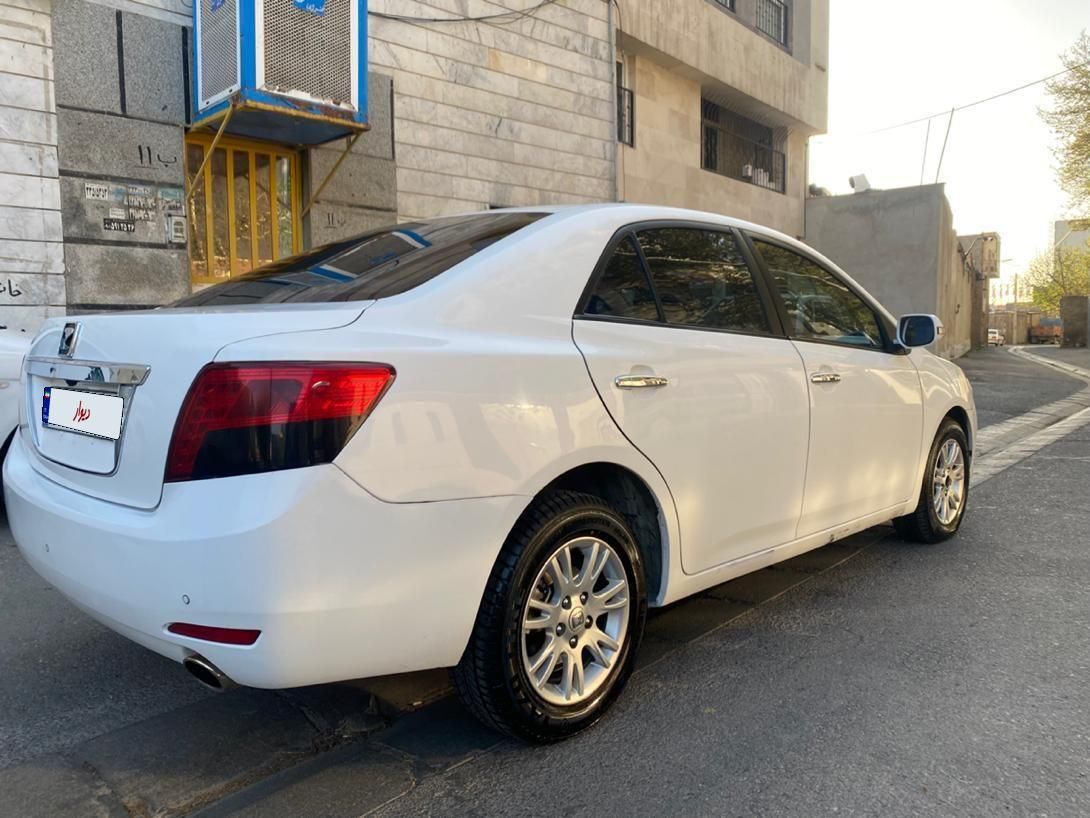 آریو اتوماتیک 1600cc، مدل ۱۳۹۷|خودرو سواری و وانت|تهران, شهر زیبا|دیوار