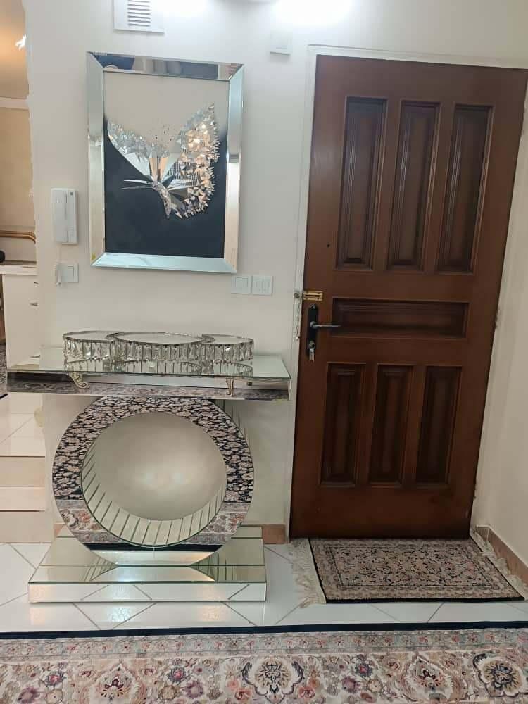 قاب آیینه ای پروانه و کنسول|آینه|تهران, مینای جنوبی|دیوار