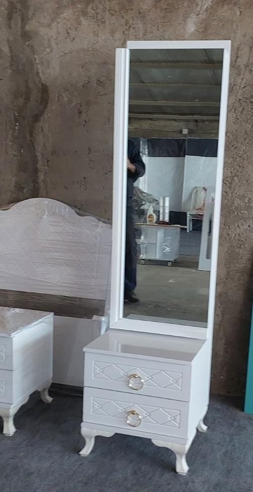 آینه قدی ایستاده چوبی دو کشوی ریلی|آینه|تبریز, |دیوار