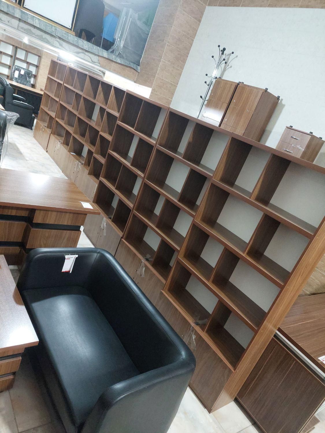 مبلمان اداری نیم ست مدل لونا آمریکایی|دفتر کار|محمدشهر, |دیوار