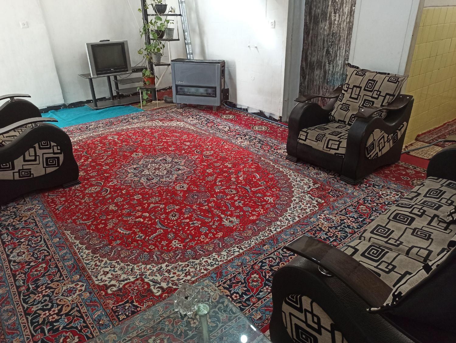 سوییت مرکز شهر|اجارهٔ کوتاه‌مدت آپارتمان و سوئیت|مرودشت, دولت آباد|دیوار