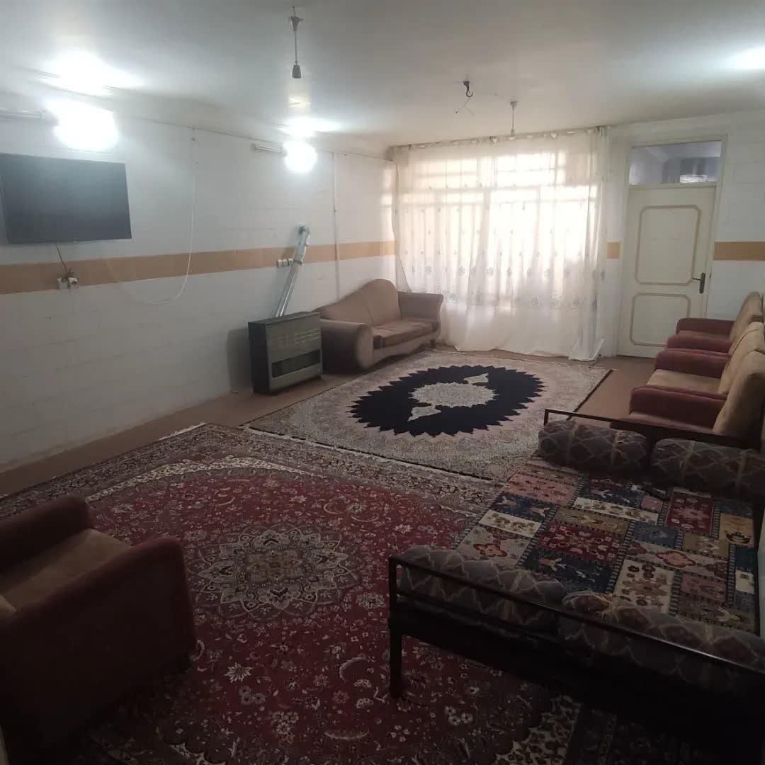 سوییت مبله با پارکینگ محدوده بلوار دشتی و پاسداران|اجارهٔ کوتاه‌مدت آپارتمان و سوئیت|یزد, |دیوار