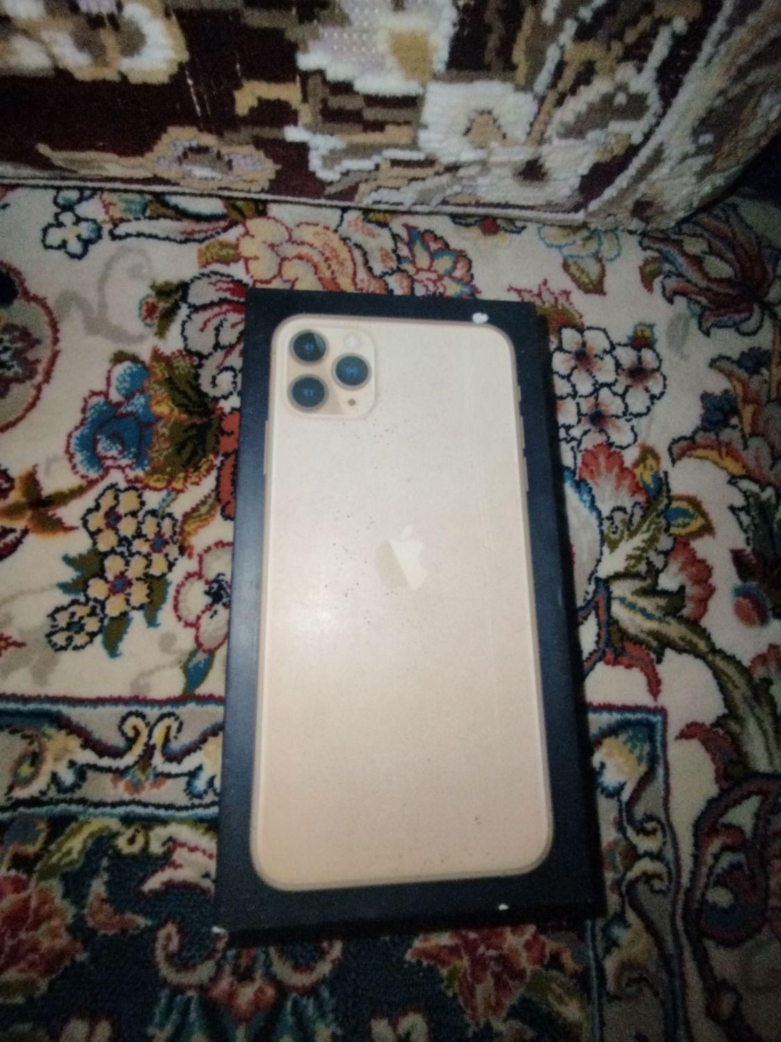 اپل iPhone 11 Pro Max ۶۴ گیگابایت|موبایل|بردسکن, |دیوار