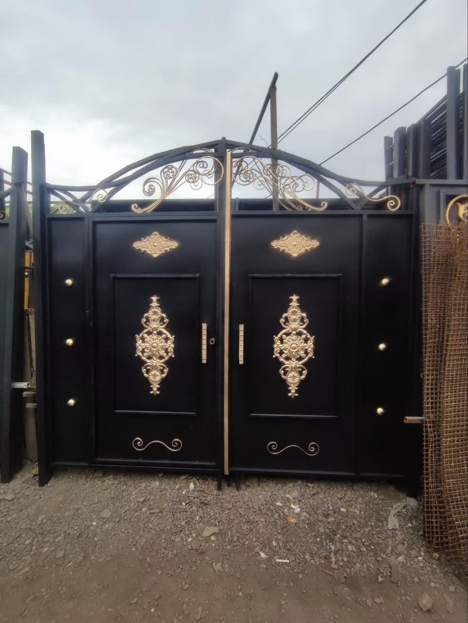 درب کتیبه ای مشکی|مصالح و تجهیزات ساختمان|جیرفت, |دیوار