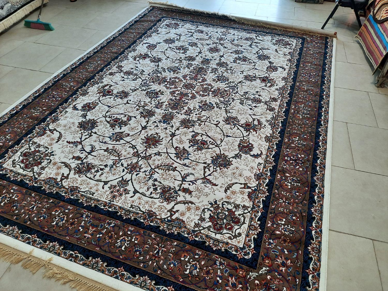 فرش ابیک|فرش|آبیک, |دیوار