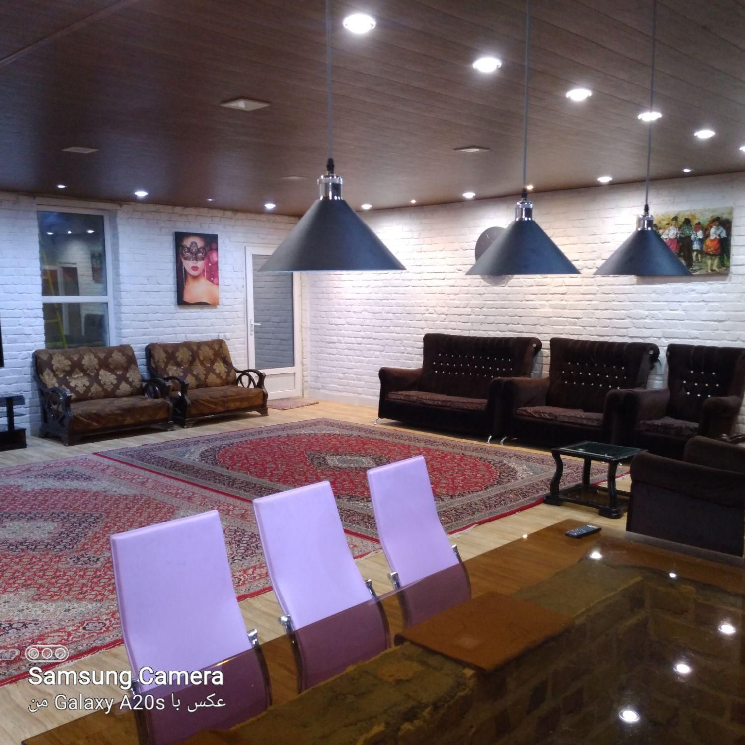 ویلا دوبلکس استخردار سرپوشیده آب گرم تصفیه ۲۴ساعته|اجارهٔ کوتاهمدت ویلا و باغ|اراک, |دیوار