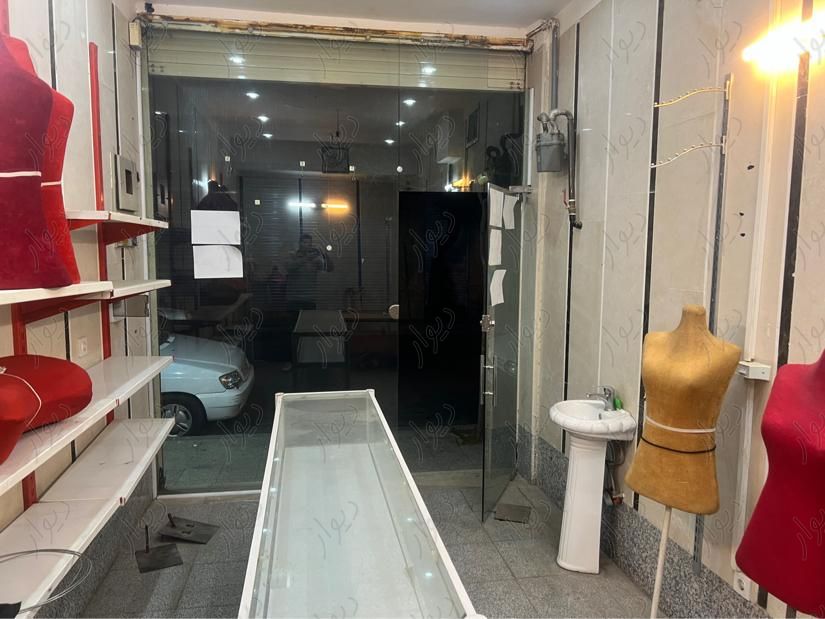 ۱۷متر مغازه نوساز بر خیابان تاجیک|اجارهٔ مغازه و غرفه|تهران, یاخچی‌آباد|دیوار