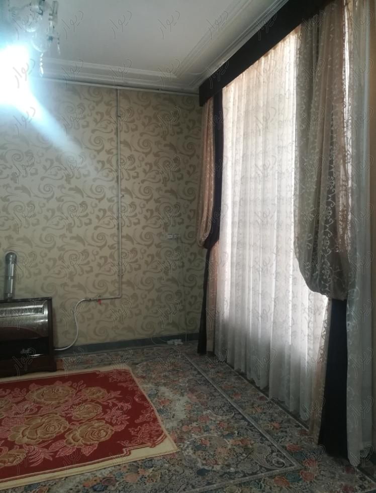 منزل یک خوابه با انباری بزرگ|اجارهٔ خانه و ویلا|شیراز, آب جوار|دیوار