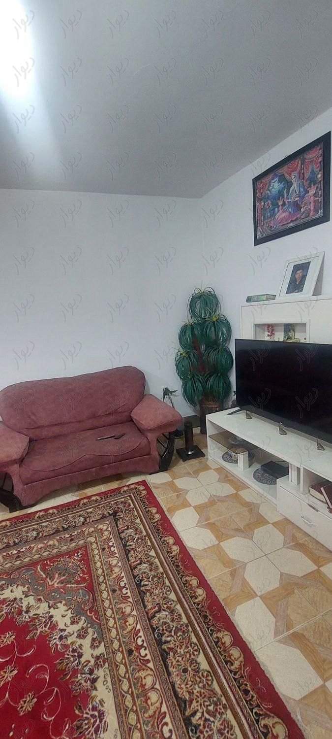 واحد طبقه اول|اجارهٔ آپارتمان|کرج, ملک‌آباد|دیوار
