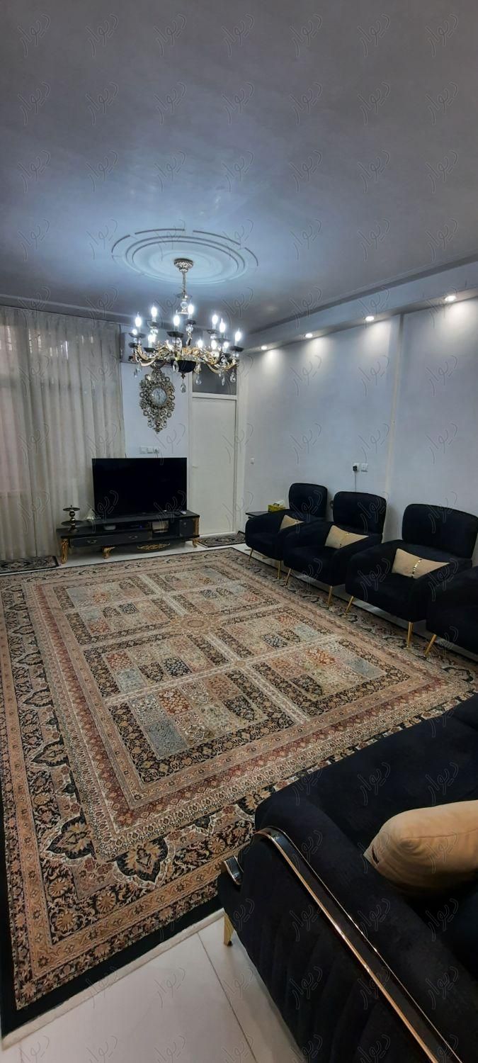 خانه دو نیم طبقه|فروش خانه و ویلا|تهران, سیزده آبان|دیوار