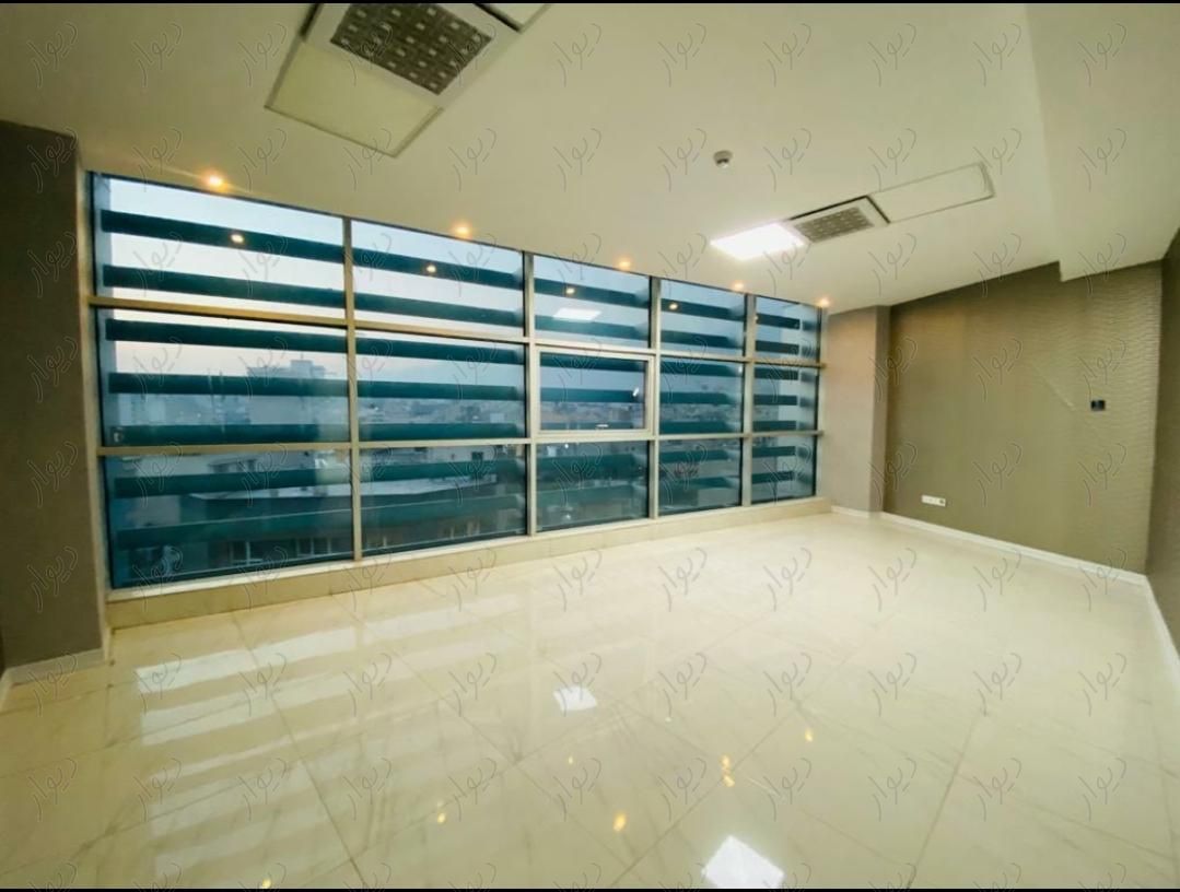 ۱۰۰ متر موقعیت اداری ساختمان پزشکان|اجارهٔ دفتر کار، اتاق اداری و مطب|تهران, کامرانیه|دیوار