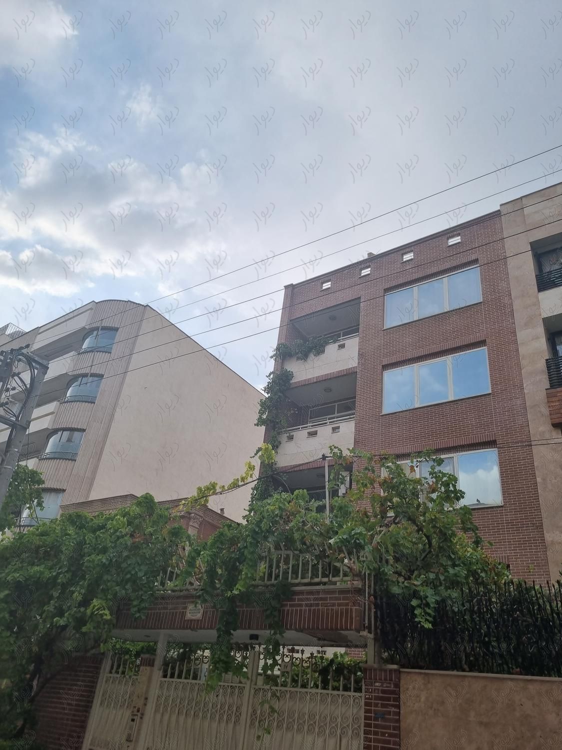آپارتمان، خیابان میرزاطاهر شرقی، 125 متر|فروش آپارتمان|اصفهان, زهران|دیوار
