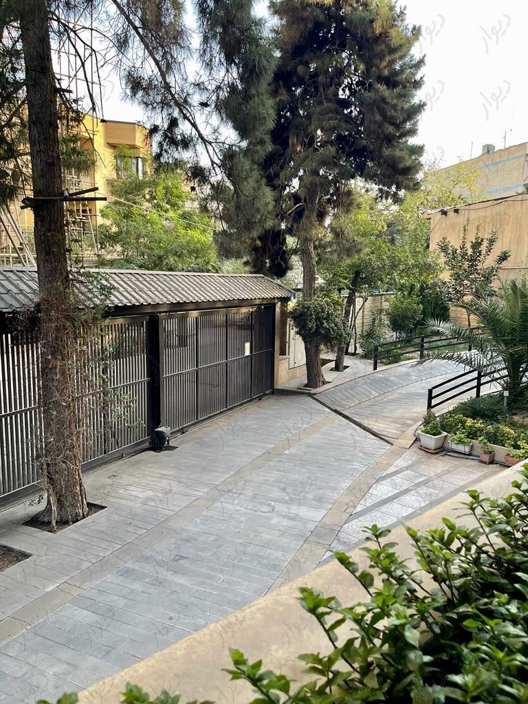 خانه دربست ۳ طبقه ۳۰۰ متری/ قیطریه جنوبی|اجارهٔ خانه و ویلا|تهران, قیطریه|دیوار