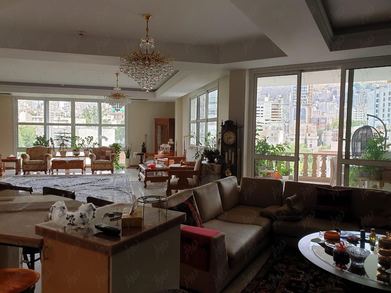 180 متر / برج باغ / فول مشاعات|اجارهٔ آپارتمان|تهران, کامرانیه|دیوار