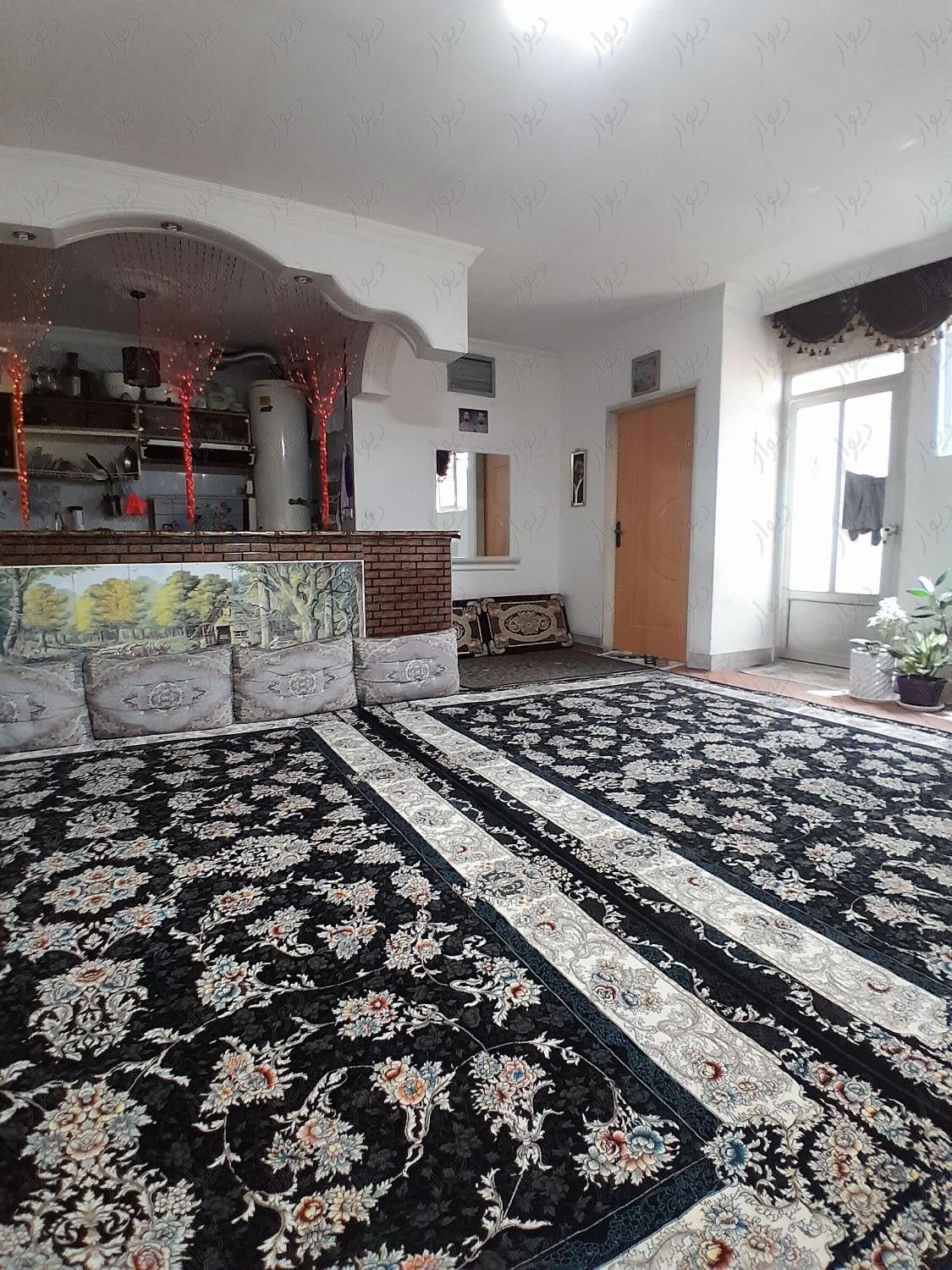 خونه دوطبقه در زینبیه|فروش خانه و ویلا|اصفهان, زینبیه|دیوار