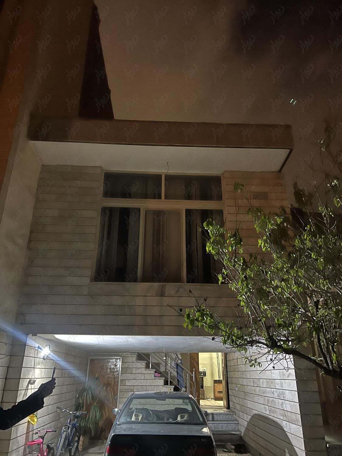 خانه ویلایی/ابولحسن/۲۵۰/یک طبقه با زیرزمین|اجارهٔ خانه و ویلا|اصفهان, خواجو|دیوار