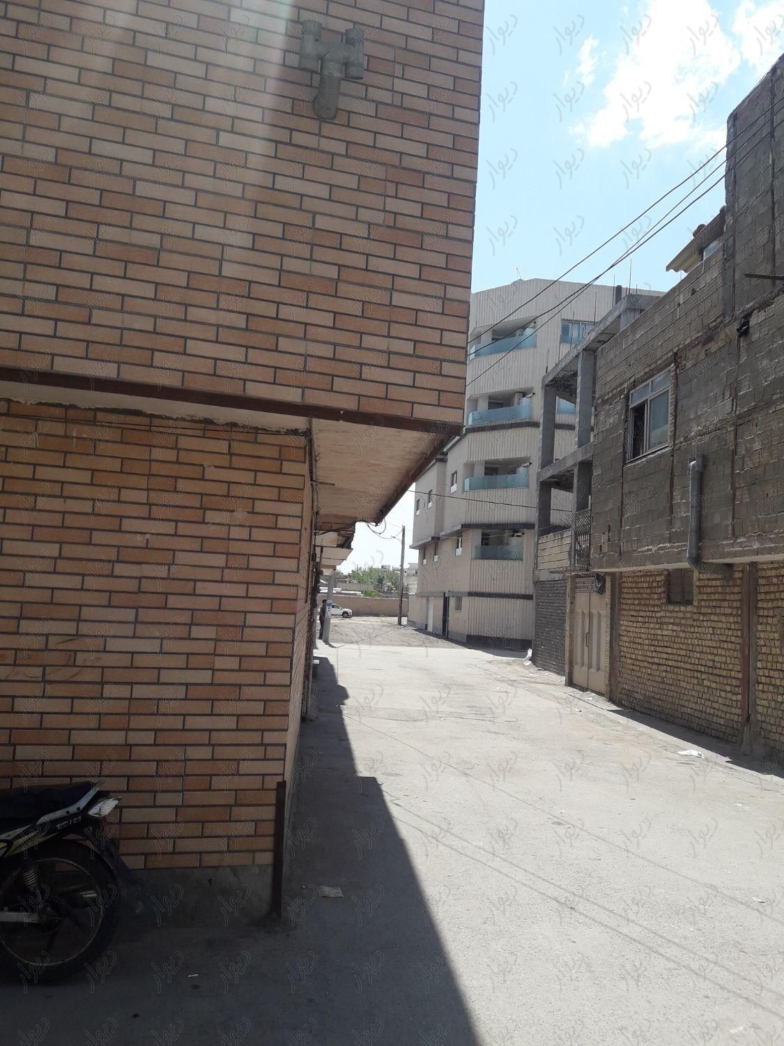 از دوطبقه راه مجزا آدرس بین پل چمران پل رباط ا|اجارهٔ آپارتمان|اصفهان, تیران|دیوار