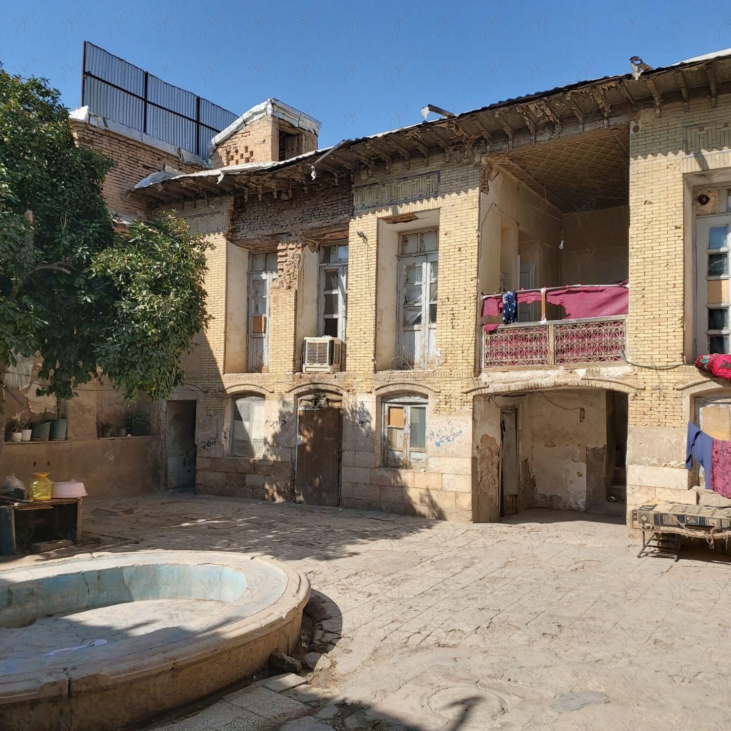 ملک قدیمی/۳۶۰متر/مناسب اقامتگاه بومگردی|فروش خانه و ویلا|شیراز, لب آب|دیوار