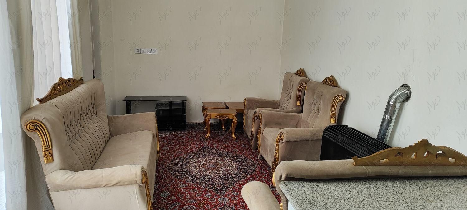 خونه مبله اجاره کوتاه مدت روزانه و...‌.|اجارهٔ کوتاه مدت آپارتمان و سوئیت|شیراز, شریف‌آباد|دیوار