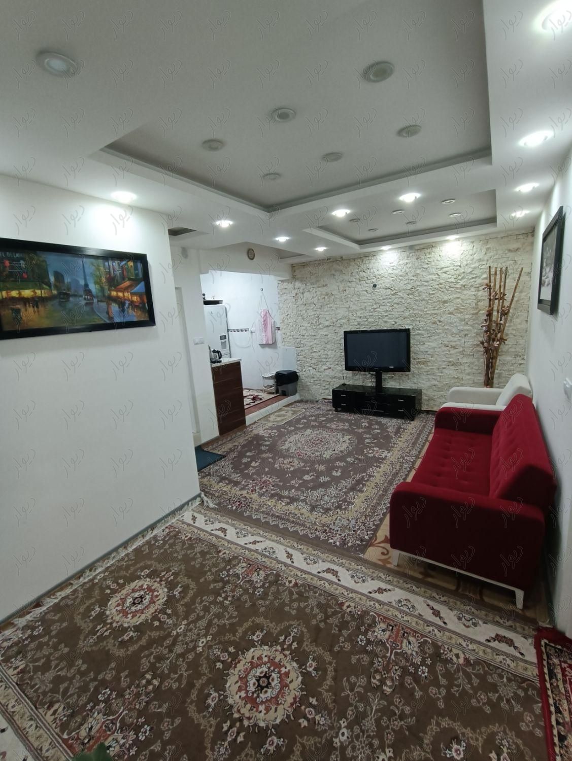 ویلایی دوخوابه حیاط دار|اجارهٔ خانه و ویلا|شیراز, هفت تنان|دیوار