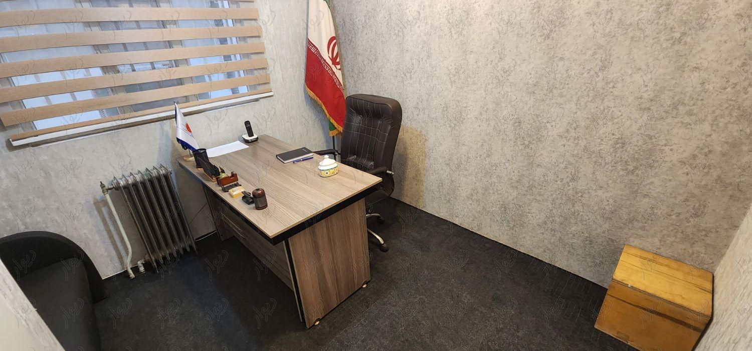 اجاره اتاق اداری مبله کوچک فول امکانات|اجارهٔ دفتر کار، اتاق اداری و مطب|تهران, گاندی|دیوار