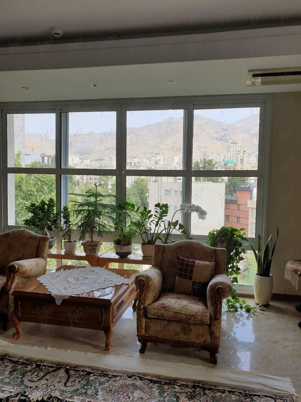 180 متر / برج باغ / فول مشاعات|اجارهٔ آپارتمان|تهران, کامرانیه|دیوار