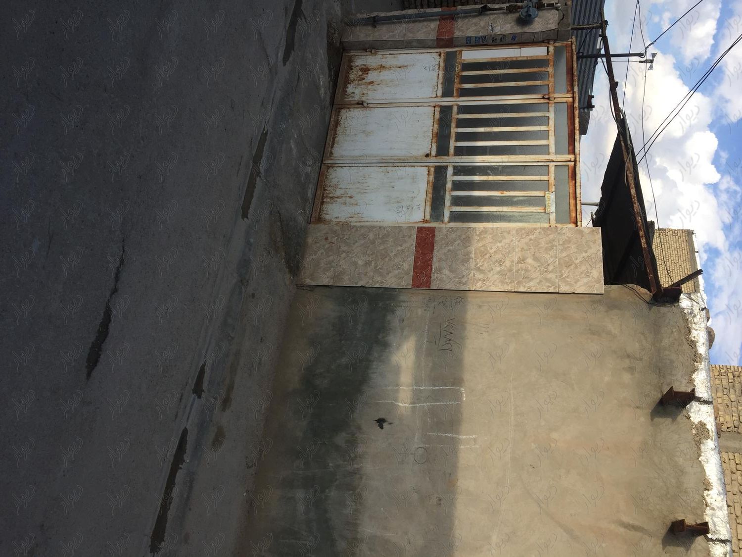 خانه دو خوابه ۱۰۰ متری درب حیاط بلوار سادات|اجارهٔ خانه و ویلا|شیراز, سهل‌آباد|دیوار