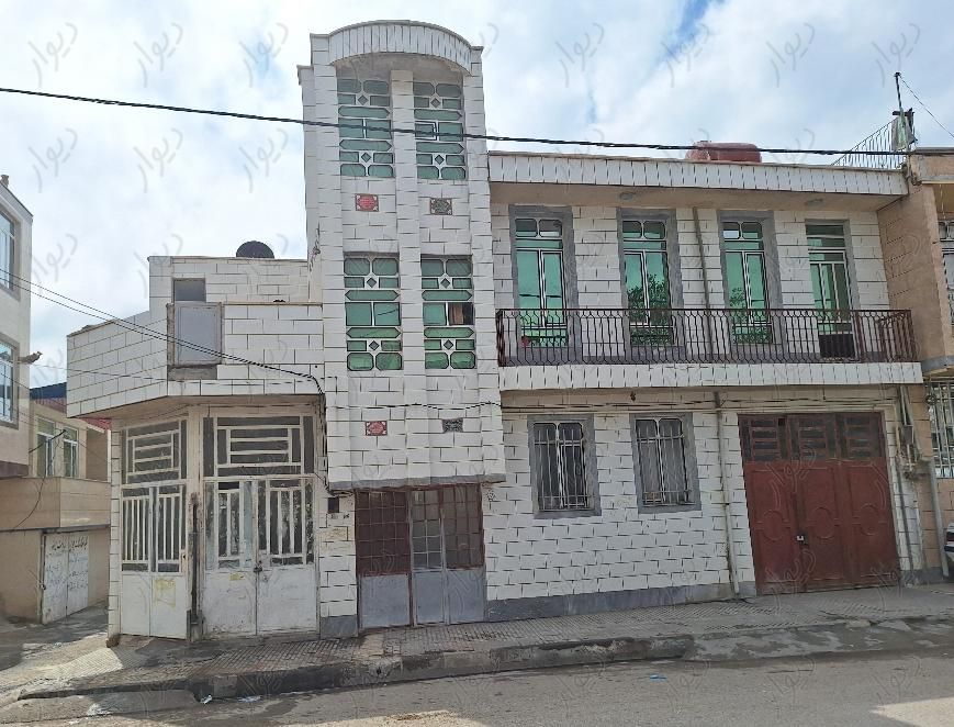 خانه دو طبقه با مغازه تجاری شهرستانی ۱۸۵متر|فروش خانه و ویلا|اسلام‌‌آباد غرب, |دیوار