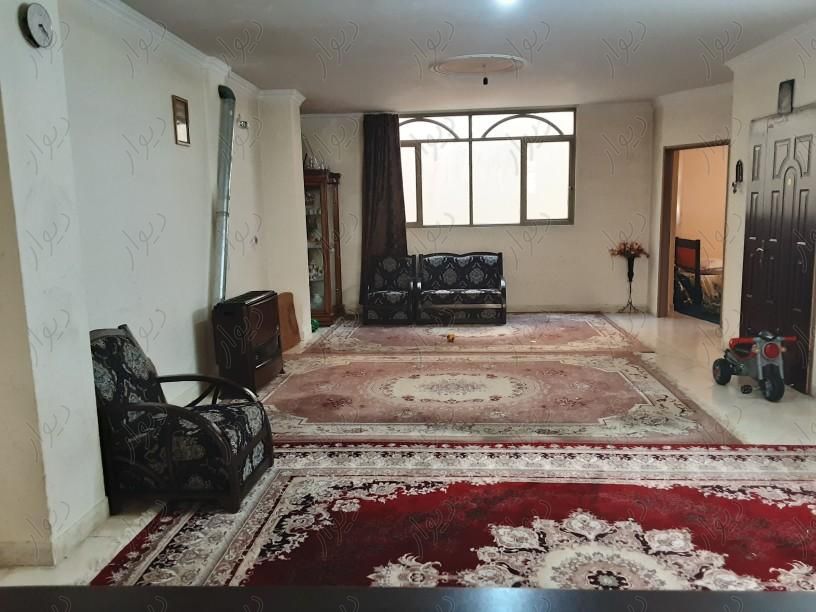 آپارتمان ۱۰۰متری دو خواب دارای پارکینگ|فروش آپارتمان|اصفهان, بهرام‌آباد|دیوار