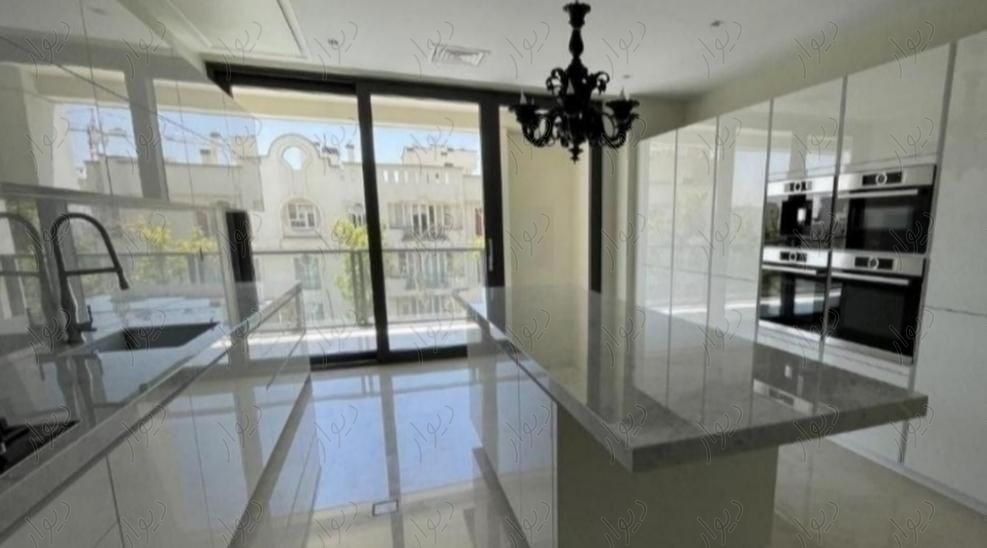 ۱۸۸ متر تاپ لوکیشن لاهور * تک واحدی*سوپر|فروش آپارتمان|اصفهان, بیسیم|دیوار