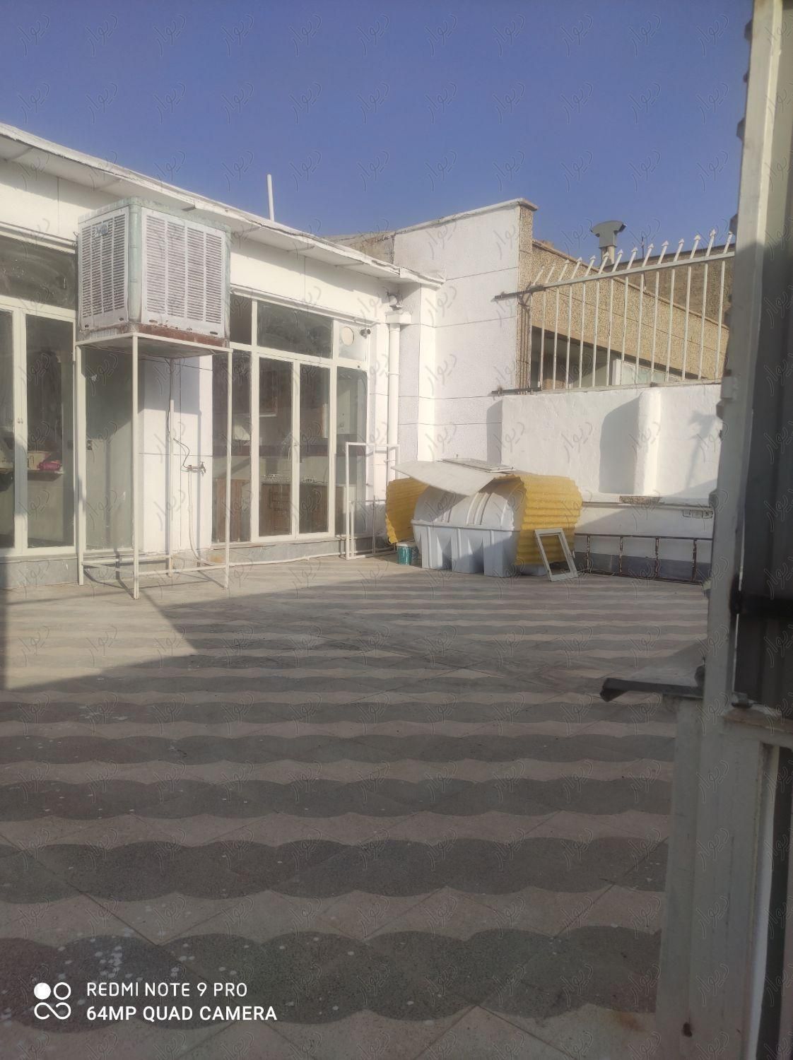 فروش خانه دو طبقه در سه راه نمازی|فروش خانه و ویلا|شیراز, میدان شاه|دیوار