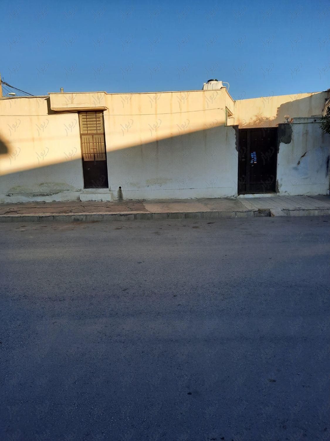 منزل ۶۰ متری لشکری بر خیابان با موقعیت تجاری|فروش خانه و ویلا|شیراز, لشکری|دیوار
