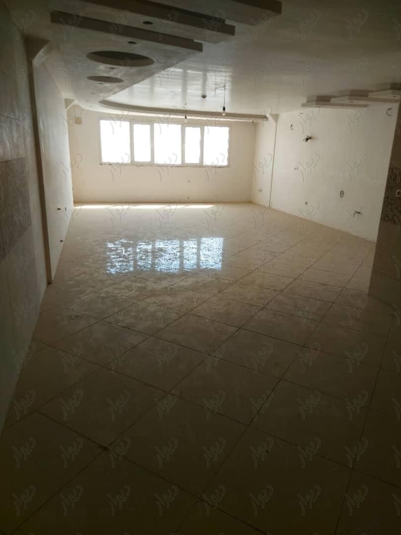 سالن مربعی غرق نور خام ۱۷۰ متر گلدشت محمدی|فروش آپارتمان|شیراز, گلدشت محمدی|دیوار