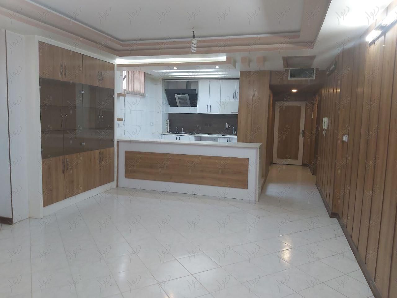 آپارتمان ۸۰ متر دو خوابه طبقه دوم مشاور املاک|اجارهٔ آپارتمان|اصفهان, احمدآباد|دیوار