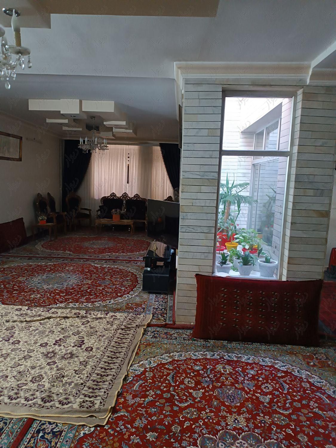 ویلایی ۳۵۰ متر یک طبقه مطهری|فروش خانه و ویلا|مشهد, شهید هنرور|دیوار