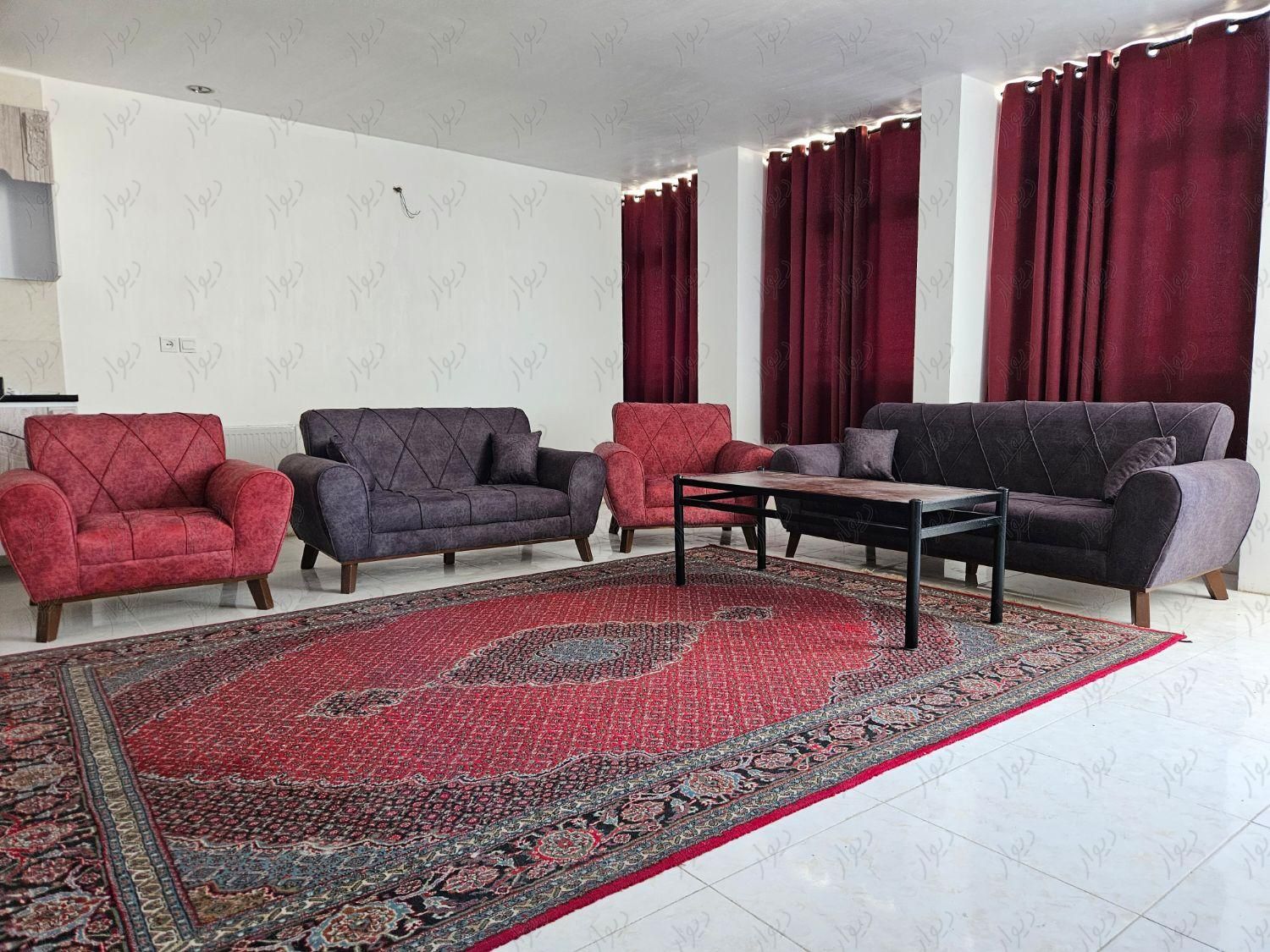 سوییت آپارتمان سوئیتل مرکز شهر|اجارهٔ کوتاه مدت آپارتمان و سوئیت|اصفهان, نقش جهان|دیوار