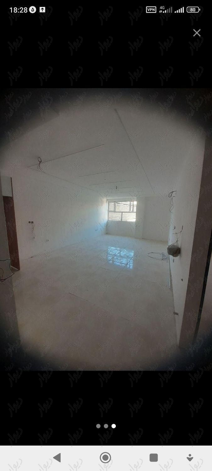 اپارتمان ۱۱۰مترکلیدنخورده|اجارهٔ آپارتمان|شیراز, محله انجیر (کلبه)|دیوار